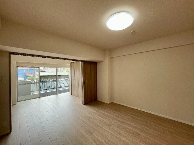 一人ひとりの理想の住まい。実現して頂くためにシンプルなデザインの空間に仕上げました。 一人ひとりの理想の住まい。実現して頂くためにシンプルなデザインの空間に仕上げました。