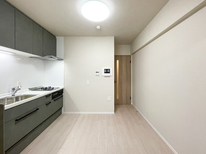 一人ひとりの理想の住まい。実現して頂くためにシンプルなデザインの空間に仕上げました。 一人ひとりの理想の住まい。実現して頂くためにシンプルなデザインの空間に仕上げました。