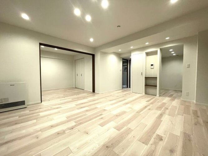 令和8年3月~8月頃 大規模修繕工事予定有(外壁等) 令和8年3月~8月頃 大規模修繕工事予定有(外壁等)