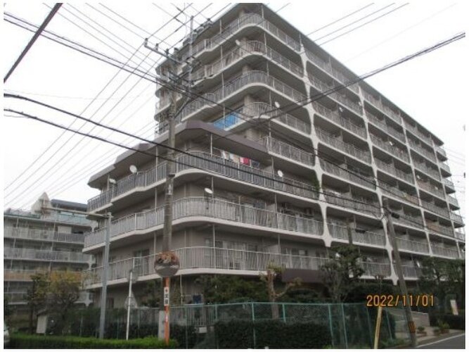 伸びやかな印象を受けるマンションです。陽当たりの良さと開放感のある快適な住まいは日々の生活を快適に♪ 伸びやかな印象を受けるマンションです。陽当たりの良さと開放感のある快適な住まいは日々の生活を快適に♪