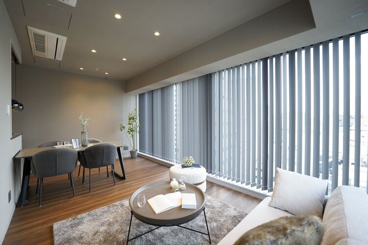 広々とした開放感を感じるLDK。思い思いに憩いの場所を作り上げていけそうです。 広々とした開放感を感じるLDK。思い思いに憩いの場所を作り上げていけそうです。