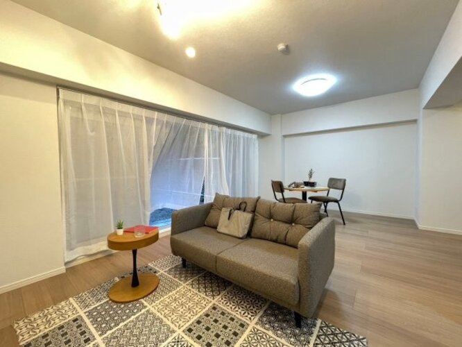 【居間・リビング】 【居間・リビング】