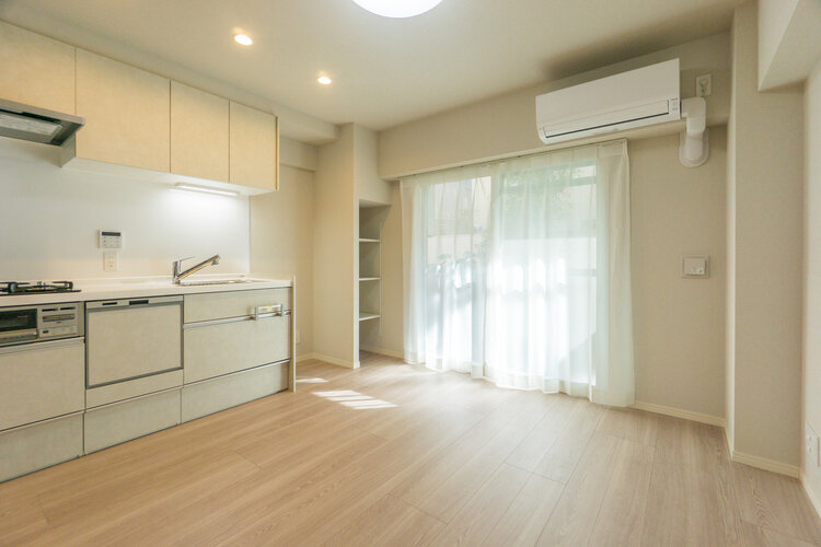 リビングとダイニング、2つの空間機能を使い分ける発想が、ライフスタイルに新しいゆとりをもたらします。