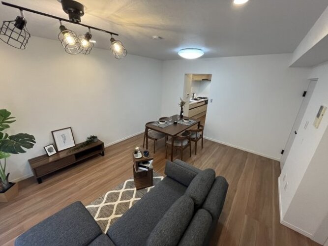 【居間・リビング】プロムナード桜台四番街８号棟 