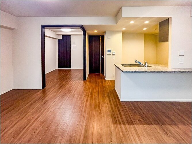 ゆったりくつろげる上質なリビングダイニングは、あなたの暮らしにより価値のある時間を演出してくれます。