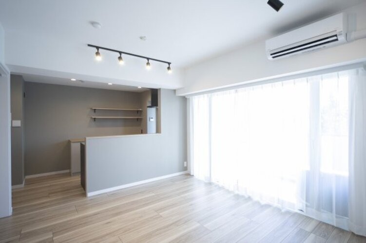 【居間・リビング】ロワール新丸子 【居間・リビング】ロワール新丸子