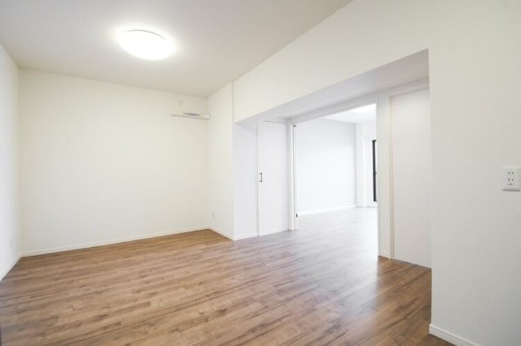 【居間・リビング】ヴァンハウス相模原 【居間・リビング】ヴァンハウス相模原