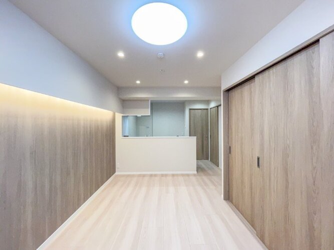 一人ひとりの理想の住まい。実現して頂くためにシンプルなデザインの空間に仕上げました。 一人ひとりの理想の住まい。実現して頂くためにシンプルなデザインの空間に仕上げました。