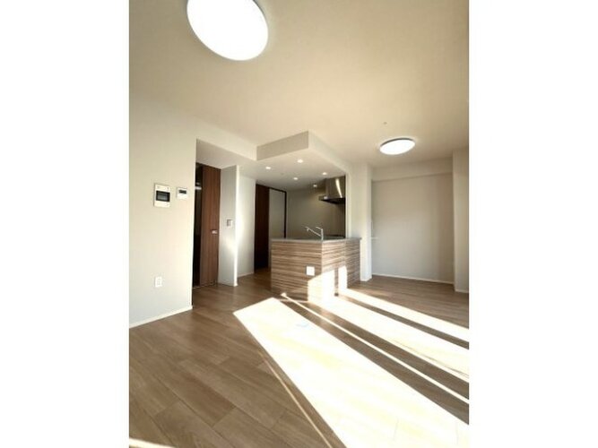 爽やかな風がそよぐ光に溢れた空間。清々しい気持ちになるお部屋です。