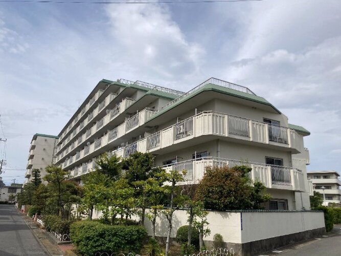 東西線「行徳」駅が最寄りの総戸数99戸のマンション。オーナーチェンジ物件。