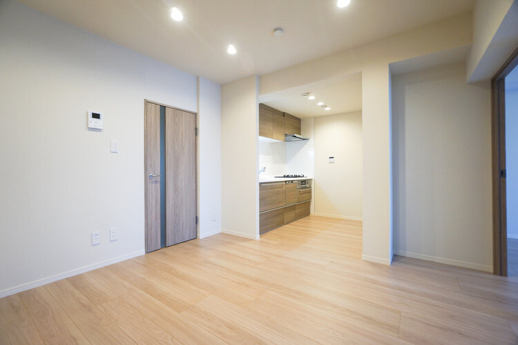 内装はシンプルに落ち着きのある空間にしています。ゆったりとしたひとときを過ごせそうです♪ 内装はシンプルに落ち着きのある空間にしています。ゆったりとしたひとときを過ごせそうです♪