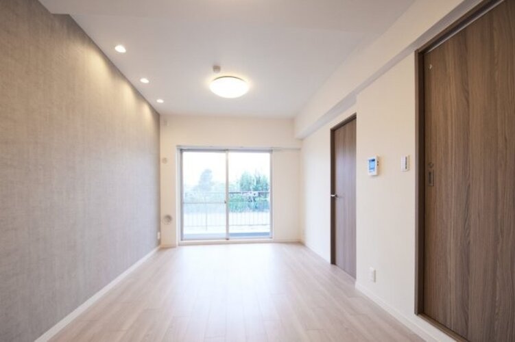 【居間・リビング】コスモ朝霞 【居間・リビング】コスモ朝霞