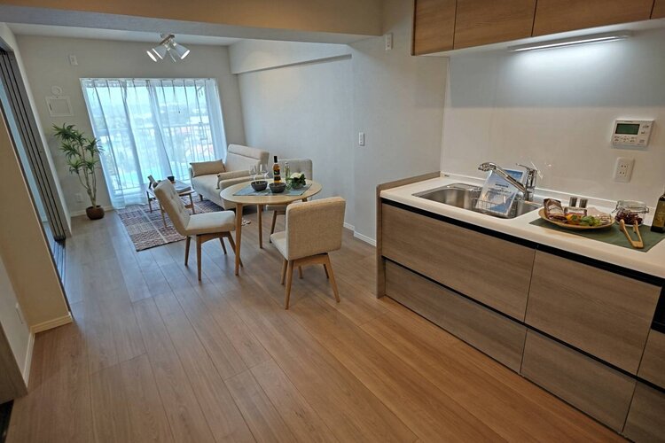 【居間・リビング】本厚木スカイハイツ 【居間・リビング】本厚木スカイハイツ