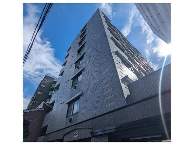 平成5年築の総戸数49戸のマンション。千駄木駅より徒歩1分の立地! 平成5年築の総戸数49戸のマンション。千駄木駅より徒歩1分の立地!