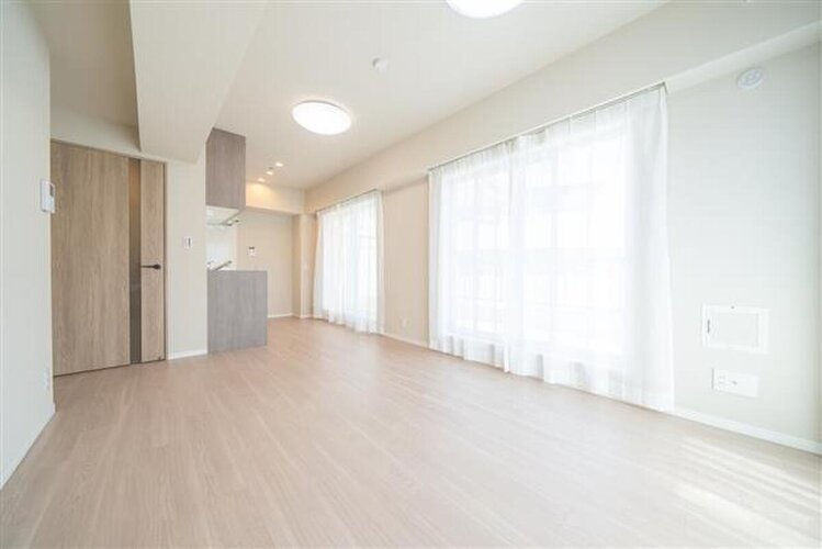 ゆったりくつろげる上質なリビングダイニングは、あなたの暮らしにより価値のある時間を演出してくれます。 ゆったりくつろげる上質なリビングダイニングは、あなたの暮らしにより価値のある時間を演出してくれます。