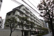 東京メトロ東西線「西葛西」駅まで徒歩5分。都市機能の利便性を感じられる立地に建つマンションです。 東京メトロ東西線「西葛西」駅まで徒歩5分。都市機能の利便性を感じられる立地に建つマンションです。