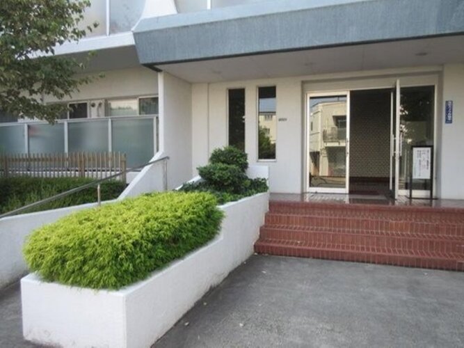 エントランス エントランス