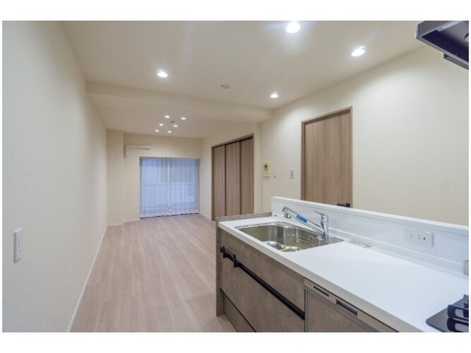 一人ひとりの理想の住まい。実現して頂くためにシンプルなデザインの空間に仕上げました。 一人ひとりの理想の住まい。実現して頂くためにシンプルなデザインの空間に仕上げました。