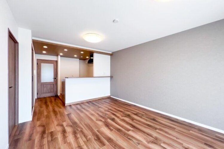 【居間・リビング】ドルフ青葉台4号棟 【居間・リビング】ドルフ青葉台4号棟