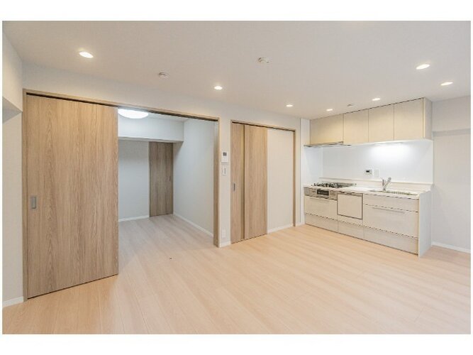 ゆったりくつろげる上質なリビングダイニングは、あなたの暮らしにより価値のある時間を演出してくれます。 ゆったりくつろげる上質なリビングダイニングは、あなたの暮らしにより価値のある時間を演出してくれます。