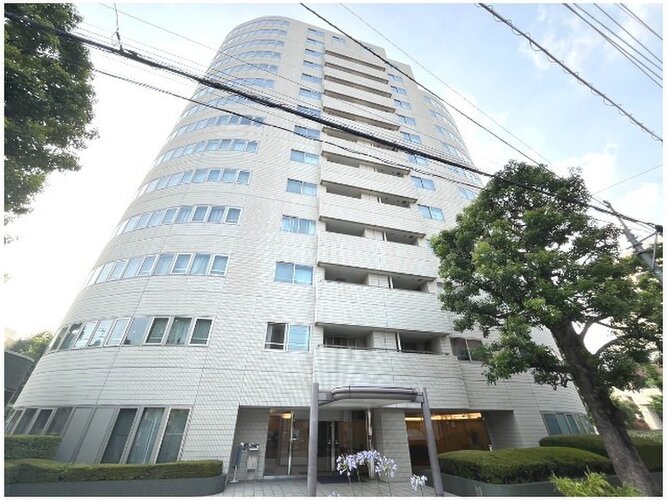 3駅複数路線利用可能。西ケ原駅徒歩4分の好立地