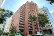 重厚なイメージを受けるマンション。住むほどにその印象が誇らしくなります。 重厚なイメージを受けるマンション。住むほどにその印象が誇らしくなります。