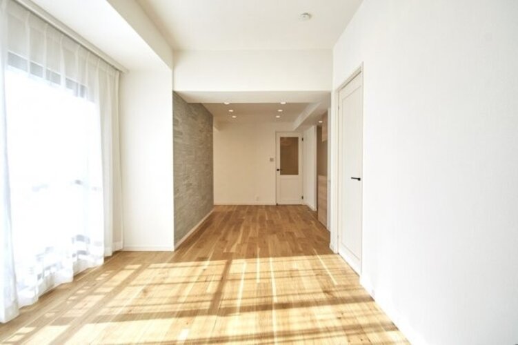 【居間・リビング】パーク・ノヴァ両国緑