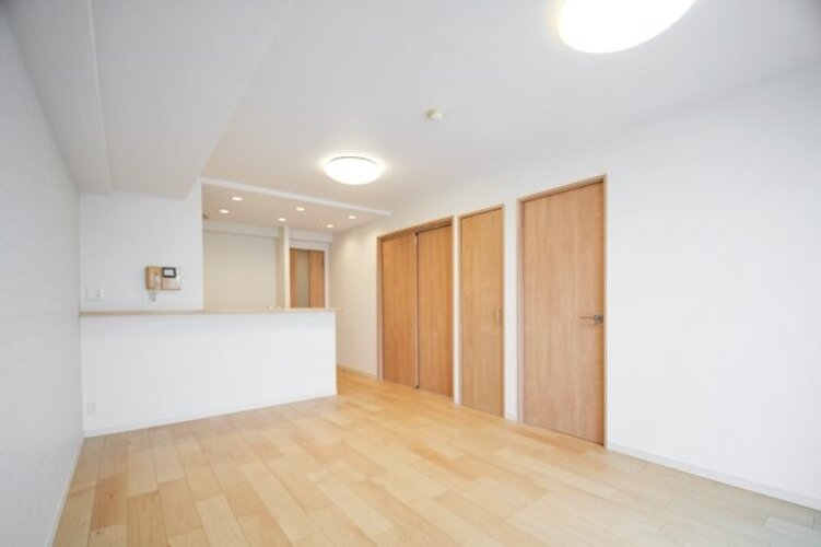 【居間・リビング】アーバンキャッスル相武台 【居間・リビング】アーバンキャッスル相武台