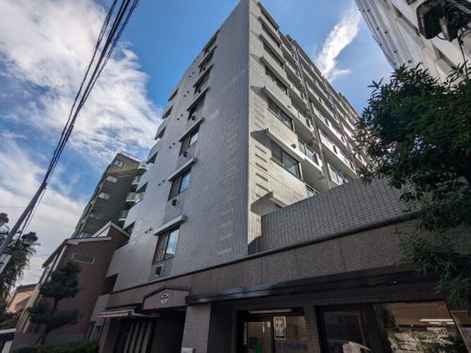 「千駄木」駅まで徒歩1分、2駅複数路線利用可能