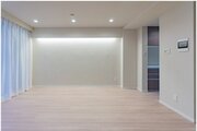 爽やかな風がそよぐ光に溢れた空間。清々しい気持ちになるお部屋です。