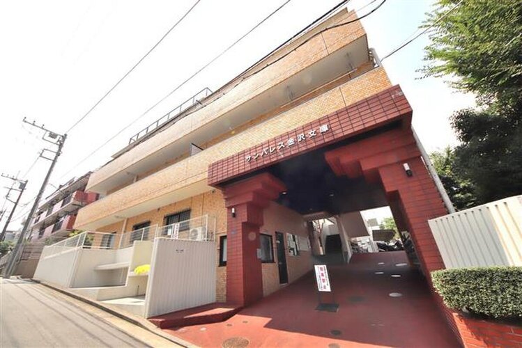 京浜急行線「金沢文庫」駅よりバス9分「白山道公園」バス停下車徒歩1分 京浜急行線「金沢文庫」駅よりバス9分「白山道公園」バス停下車徒歩1分