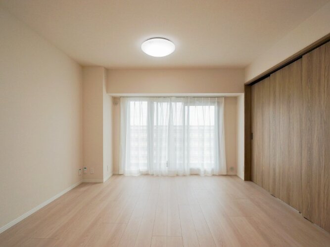 一人ひとりの理想の住まい。実現して頂くためにシンプルなデザインの空間に仕上げました。 一人ひとりの理想の住まい。実現して頂くためにシンプルなデザインの空間に仕上げました。