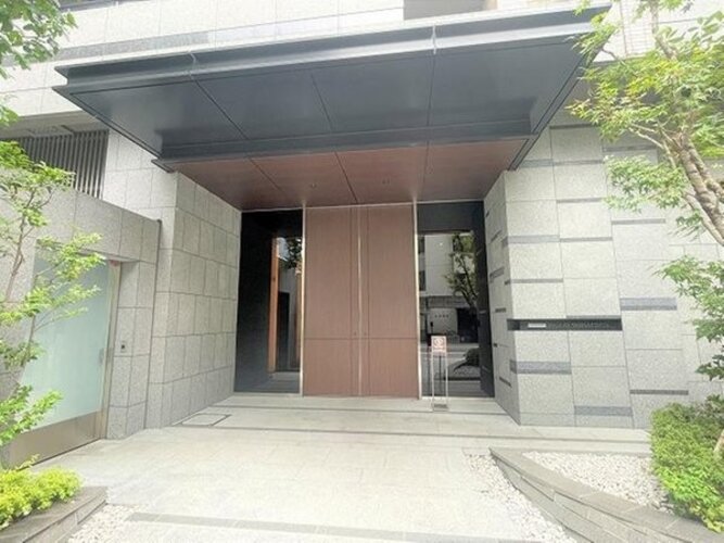 エントランス エントランス