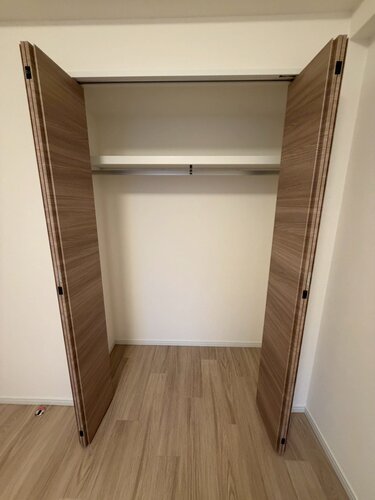 洋室①　クローゼット