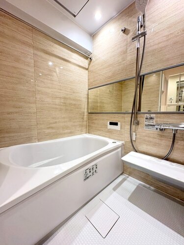 浴室　＊浴室乾燥・追い炊き機能付き＊