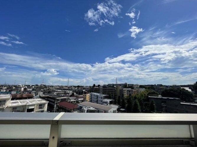 バルコニー バルコニー