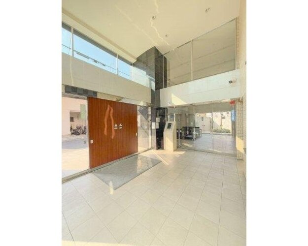 エントランス エントランス