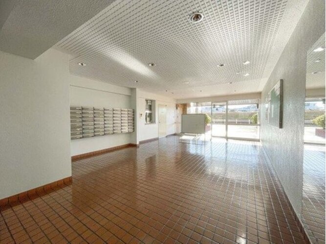 エントランス エントランス