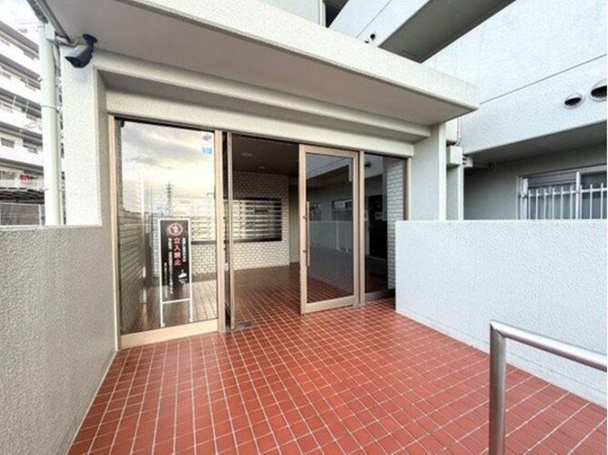 エントランス エントランス