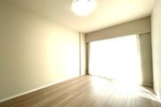 心落ち着く安らぎの空間。静かな時間を過ごすのに最適なお部屋です。