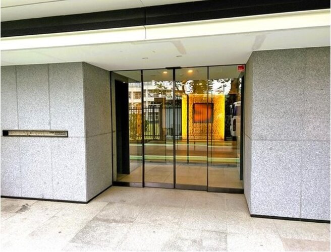 エントランス エントランス