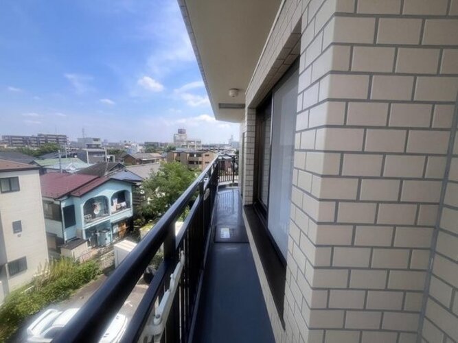 バルコニー バルコニー