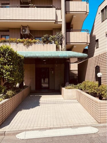 エントランス エントランス