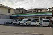 コンビニ