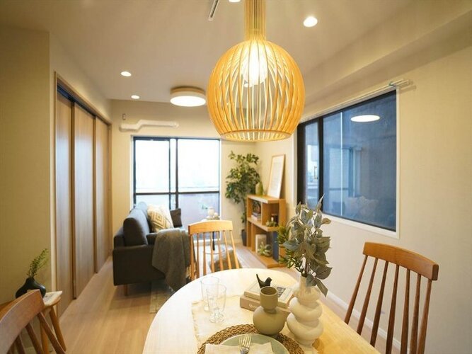 爽やかな風がそよぐ光に溢れた空間。清々しい気持ちになるお部屋です。