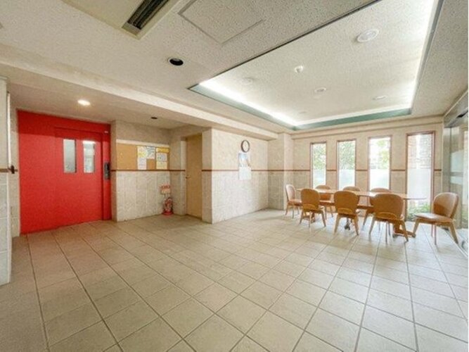 エントランス エントランス