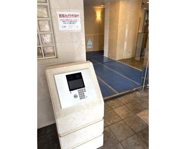 エントランス エントランス