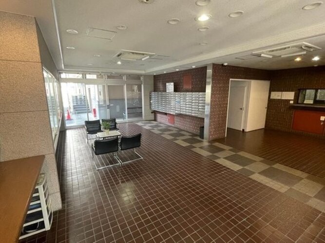 エントランス エントランス