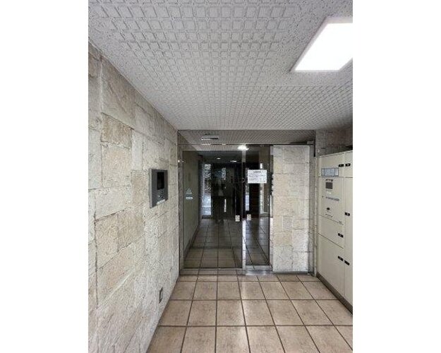 エントランス エントランス