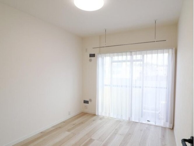 リビング以外の居室 リビング以外の居室